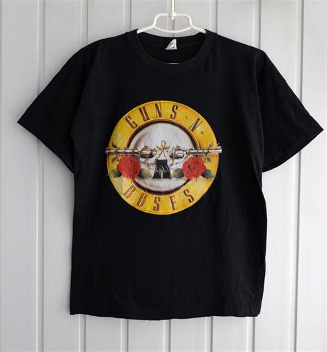 guns n roses t shirt givenchy